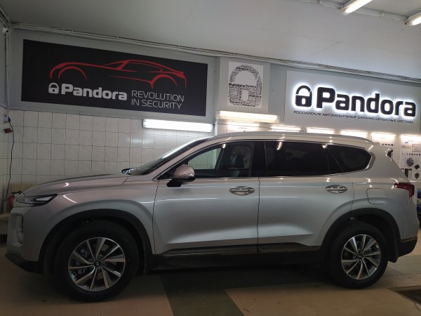 Hyundai Santa Fe 2020 установка Pandora DXL 4710 и механических блокировок